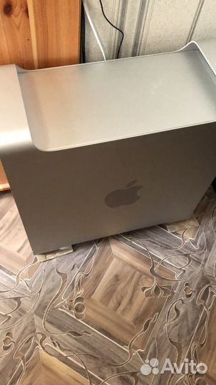 Продаю Мак про