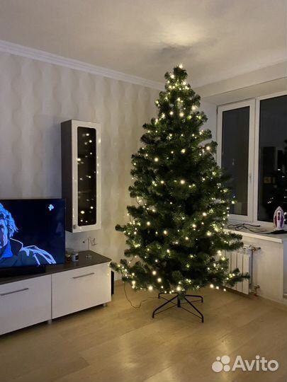 Елка искусственная