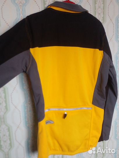 Ветровка спортивная