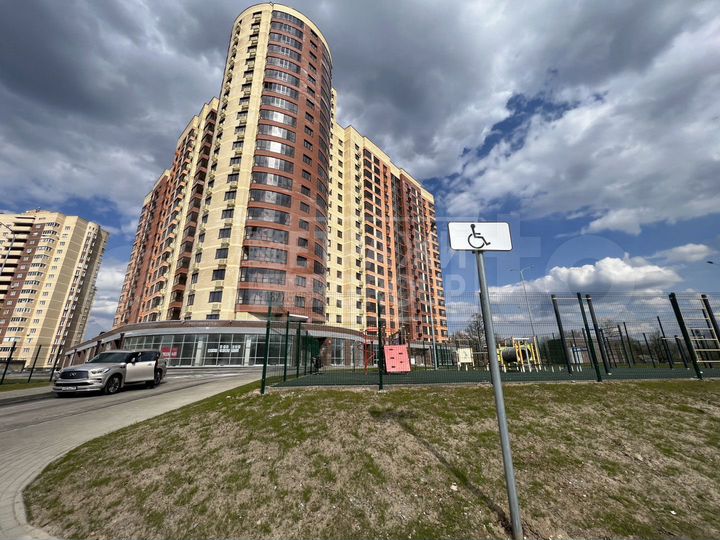 Сдам помещение свободного назначения, 421 м²