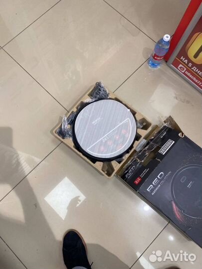 Пылесос Red робото-пылесос RV-R65S