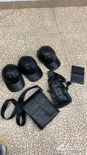 Изделия из кожи Питона