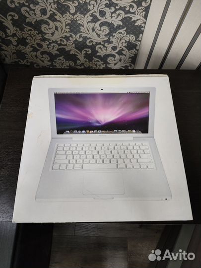 Apple MacBook A1181
