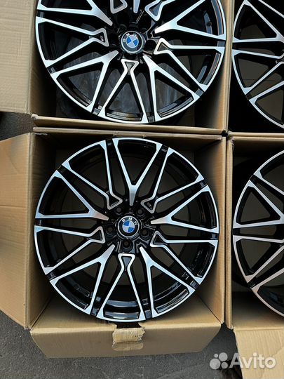 Диски r20 BMW X5 X6 F15 E70 F16 E71 818 M Style
