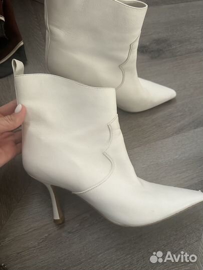 Эконика ботильоны-казаки