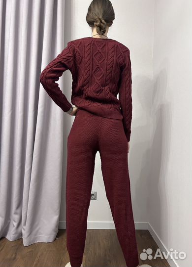 Костюм шерстяной