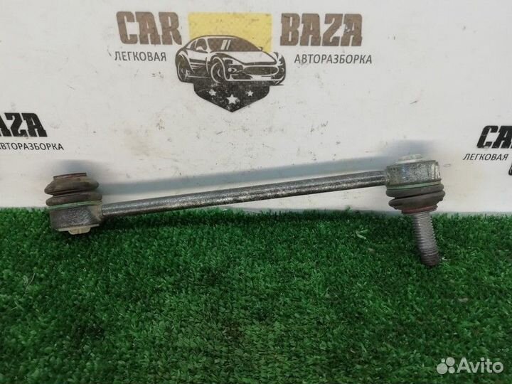 Стойка переднего стабилизатора