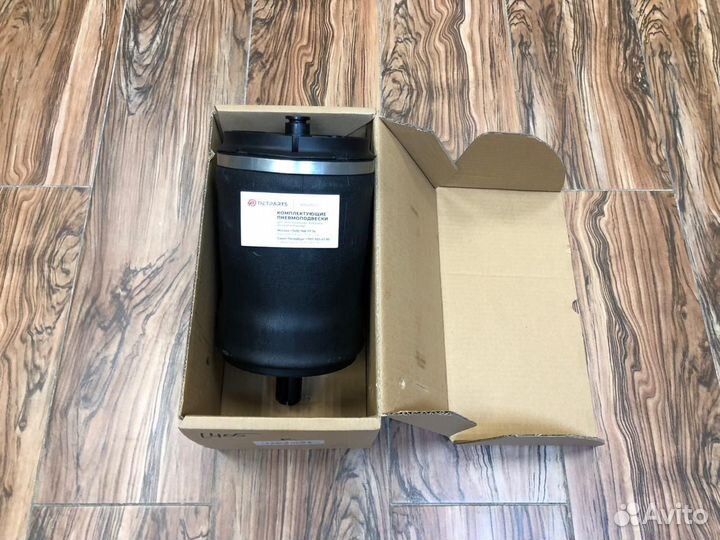 Пневмобаллон задний Лэнд Ровер 405