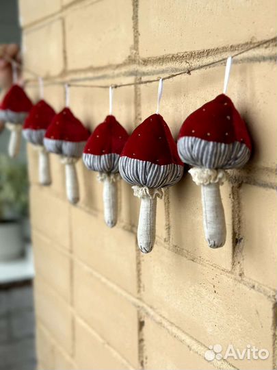 Елочные игрушки