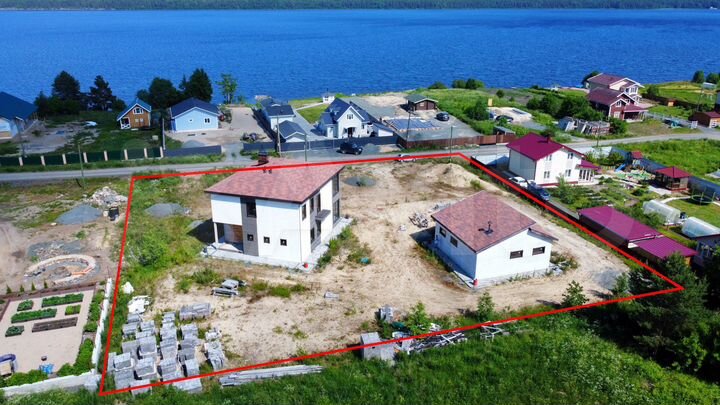 Коттедж 283,7 м² на участке 31,1 сот.