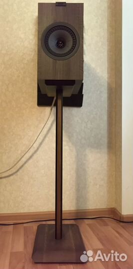 Стойки для полочных колонок из бука