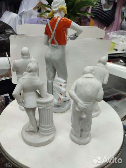 Статуэтки лфз, Штукатурщица лфз