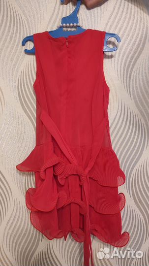 Платье для девочки нарядное с бусами