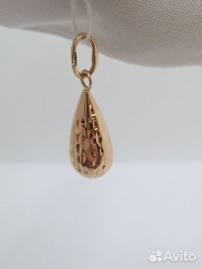 Золотая подвеска