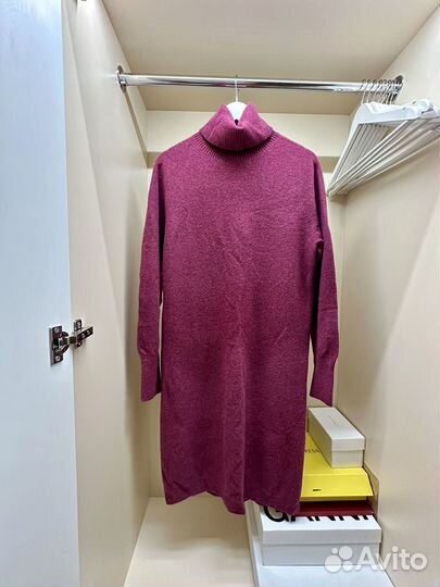 Платье Uniqlo