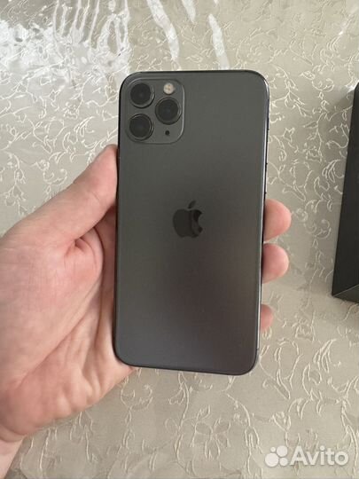 iPhone 11 Pro, 64 ГБ