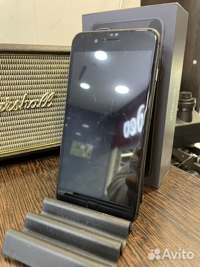 iPhone 8 Plus, 64 ГБ