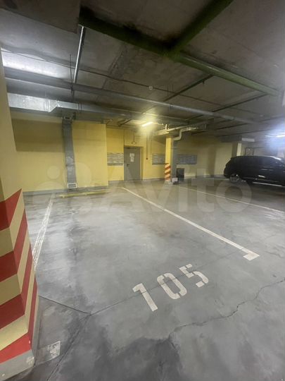 Машиноместо, 16 м²