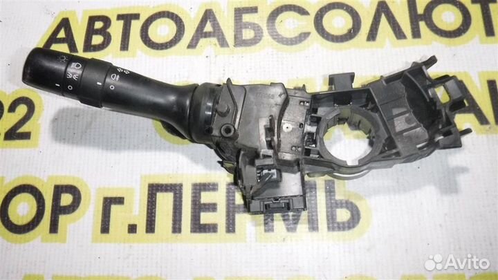 Переключатель поворотов подрулевой Toyota Corolla