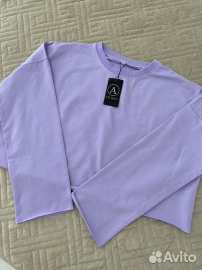 Костюм женский новый 44-46