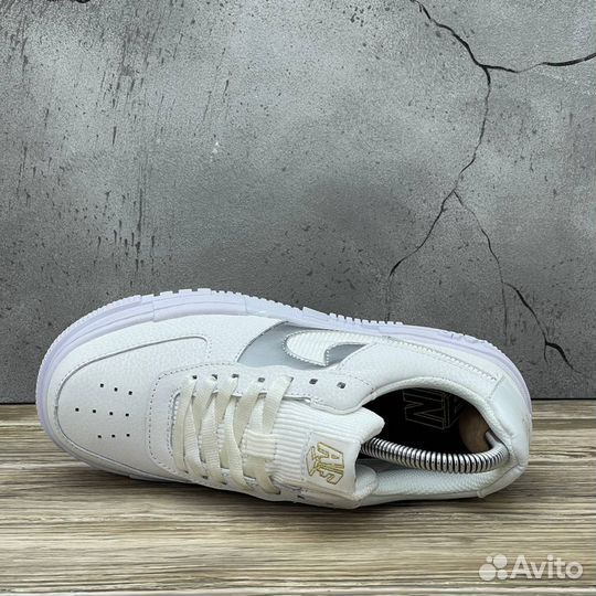 Кроссовки женские Nike Air Force 1 Low Pixel