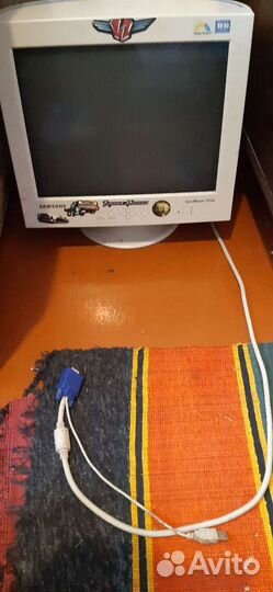 Монитор Samsung SyncMaster 757mb