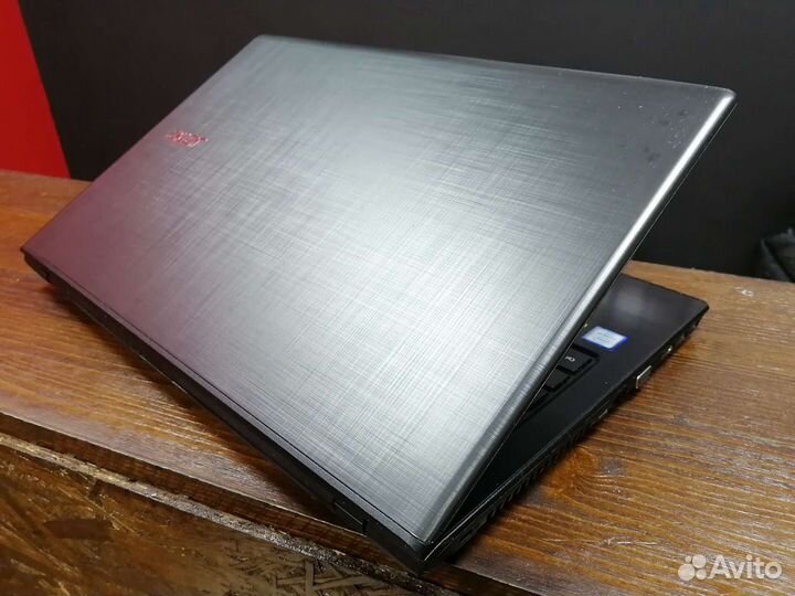 Мощный ноутбук для учебы и игр i3/gf940mx/8GB/SSD+