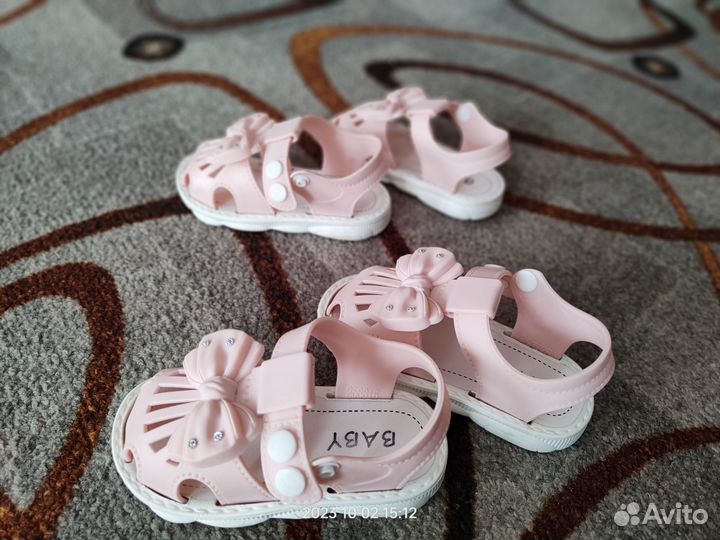 Продам сандали