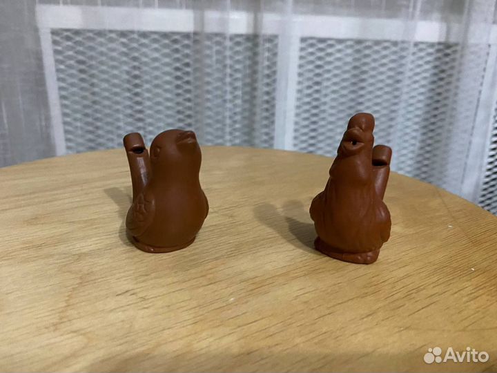 Глиняная свистулька птичка