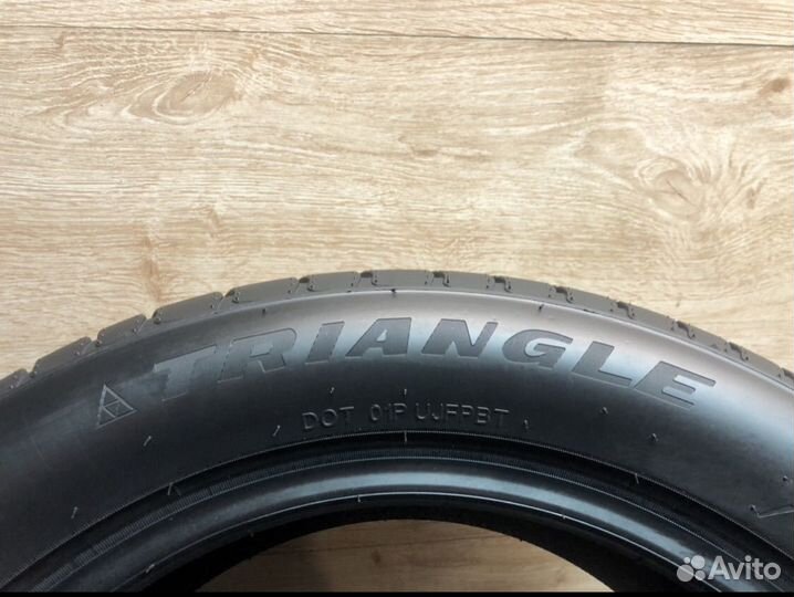 Triangle EffeXSport TH202 215/55 R17 98Y