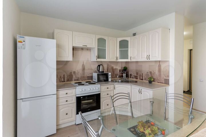 2-к. квартира, 60 м², 12/18 эт.