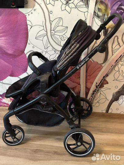 Коляска прогулочная