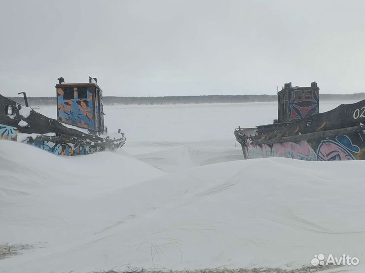 Баржа Хаусбот