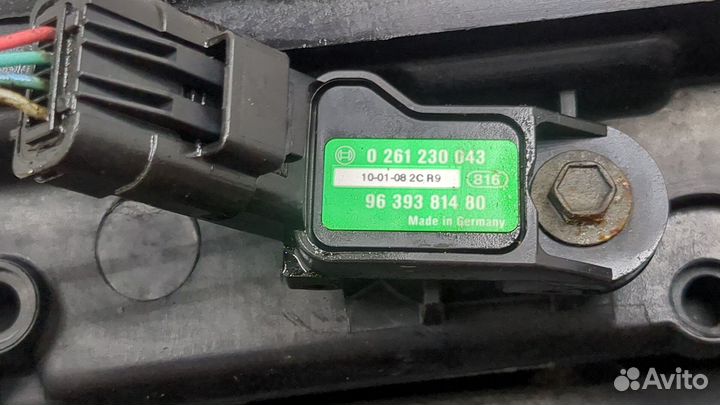 Коллектор впускной Citroen Xsara-Picasso, 2010