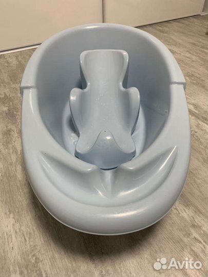 Ванночка для купания с горкой