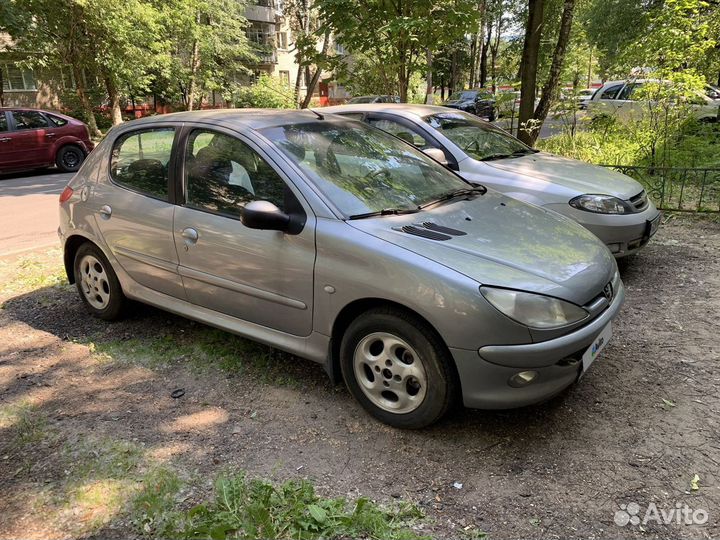 Peugeot 206 1.4 AT, 2001, 220 000 км