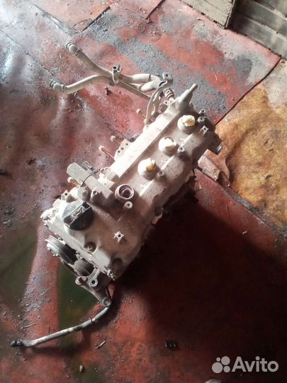 Двигатель мотор на Nissan almera classic