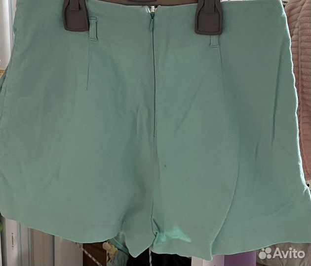 Шорты женские