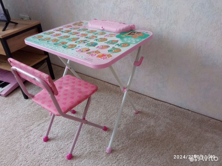 Детский стол и стул