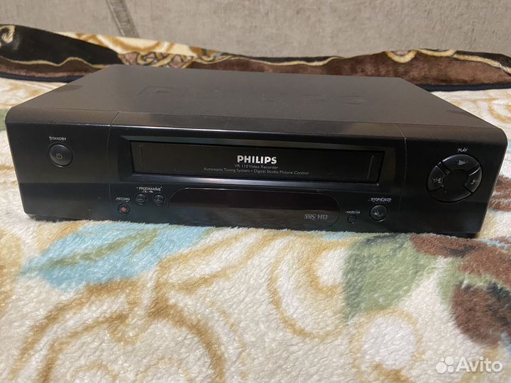 Видеомагнитофон philips