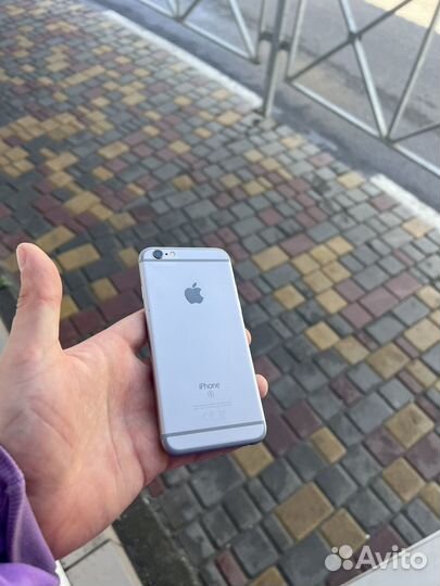 iPhone 6S, 64 ГБ