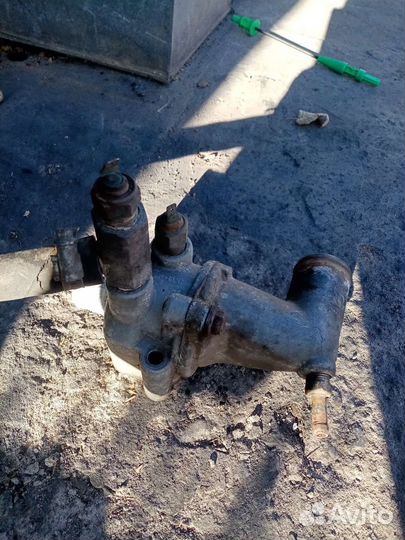 Корпус термостата ford focus 2