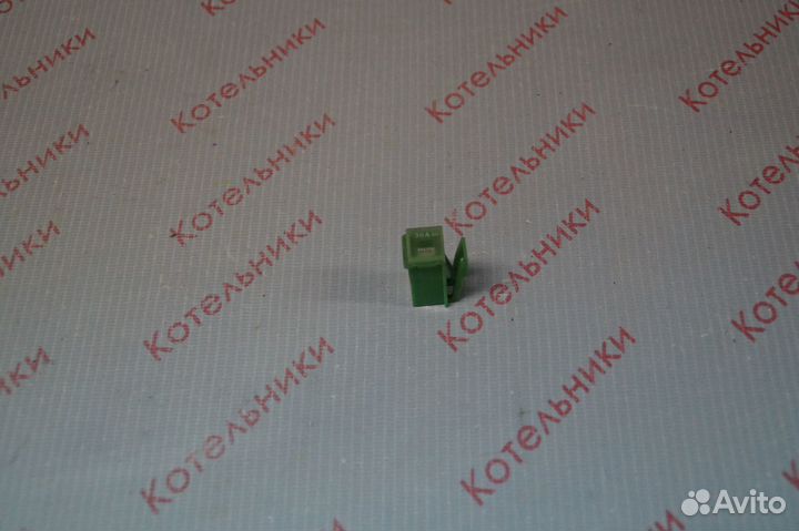 Nissan 24370-89905 предохранитель 30А