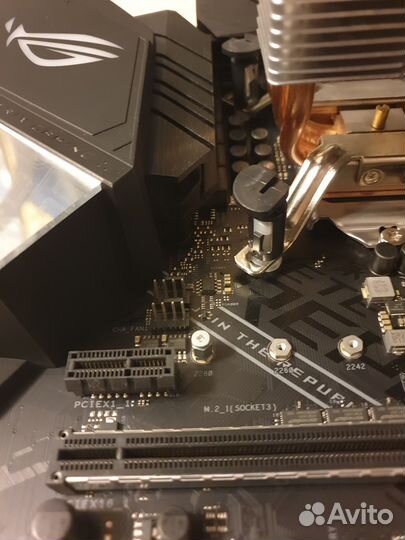 ROG srtix Z390F gaming + i3 9100F + 8GB + Башня
