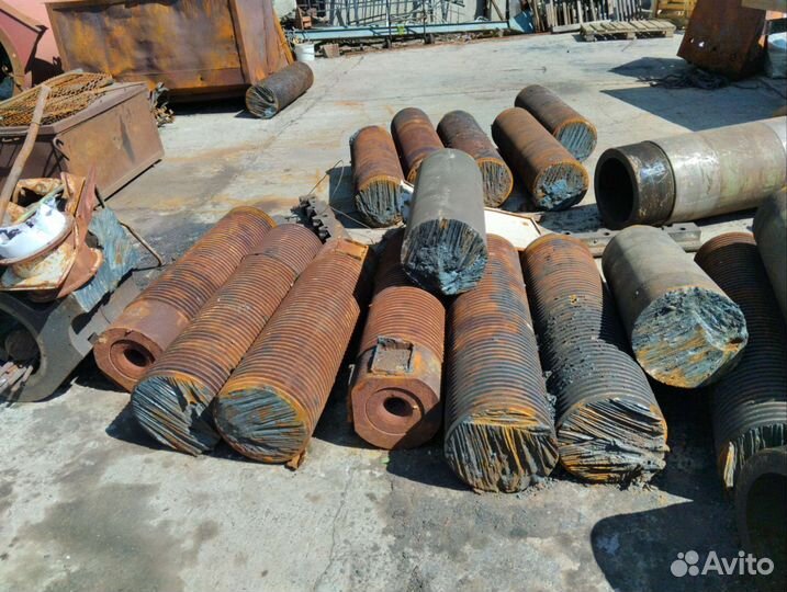 Кругляк стальной ф 340 сталь 45