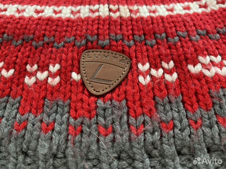 Шапка и шарф Luhta