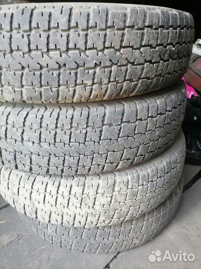 Шины бу нива r16