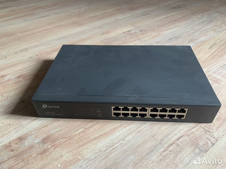 Коммутатор TP link TL-SG1016D