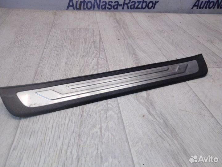 Накладка на порог передняя левая Kia Sorento G4KE