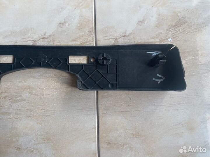 Площадка номера Toyota Camry Xv 70 С 2017 Года